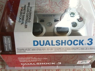 Illustration for article titled PS3's Satin Silver Dualshock